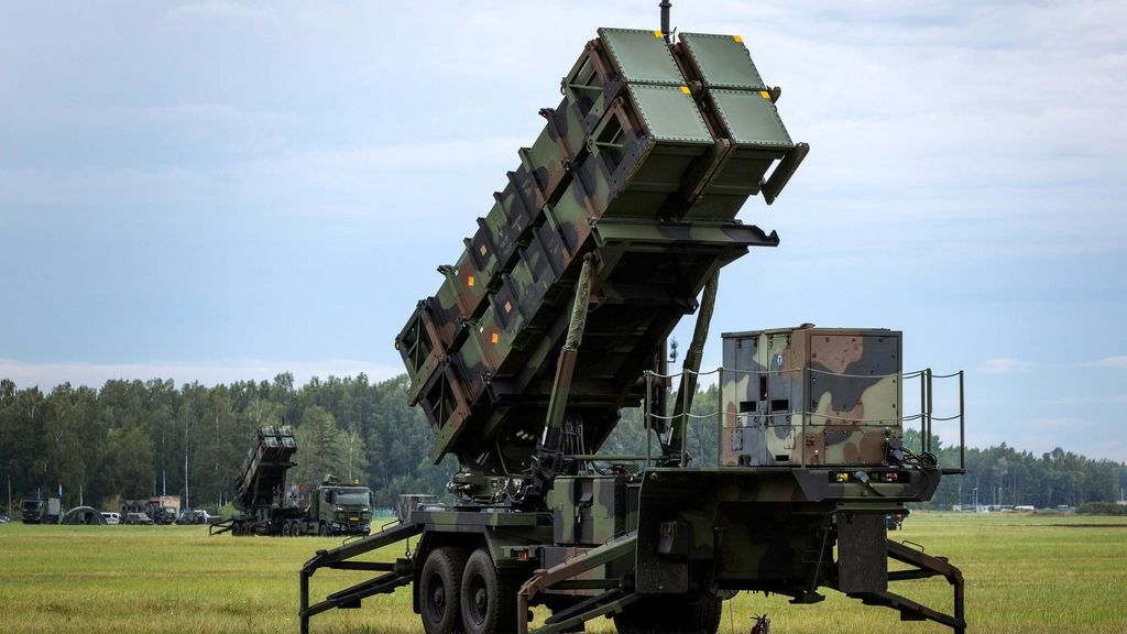 Driehonderd Nederlandse militairen met Patriots naar Polen ter ondersteuning van Oekraïne