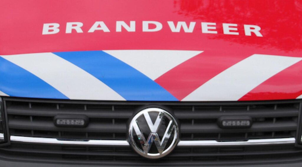 Duinbrand in Zeeland verbrandt gebied ter grootte van drie voetbalvelden; vermoedelijk vuurwerk
