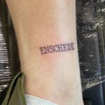 Enschedeërs vereeuwigen liefde voor hun stad met speciale tattoo voor 7 euro