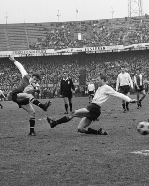 Feyenoord-legende Ove Kindvall, held van de finale van de Europese beker in 1970, overleden op 82-jarige leeftijd