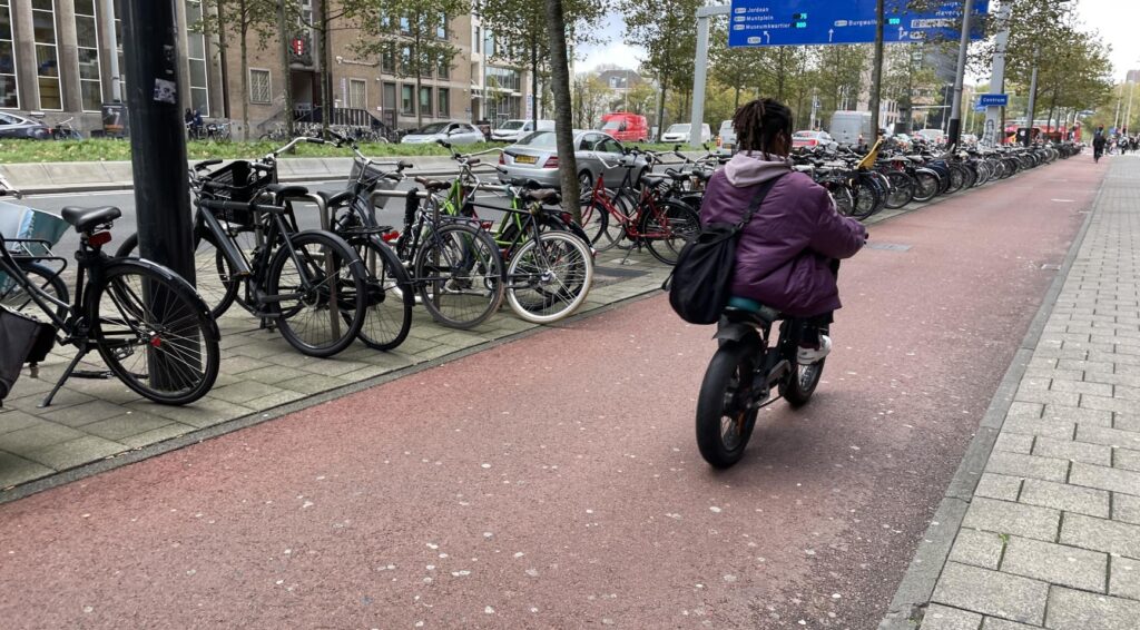 Helmplicht voor kinderen en tieners op fatbikes en e-bikes, vermoedelijk vanaf 2027
