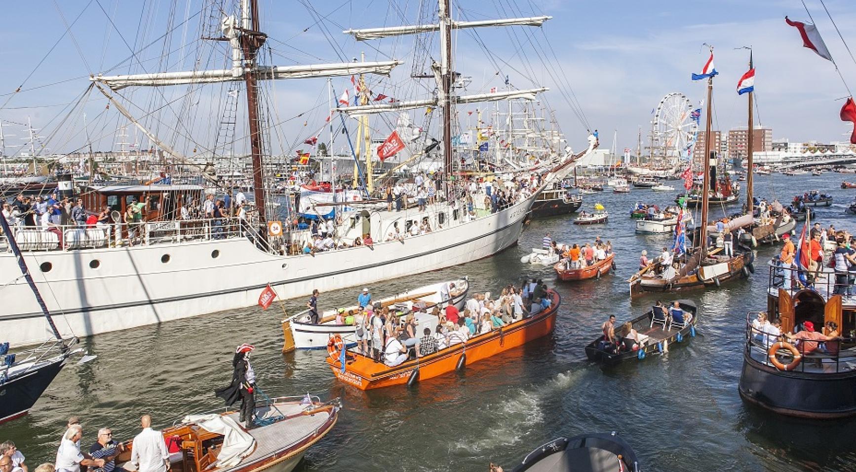 Historische schepen arriveren in IJmuiden en Beverwijk voor start van PreSail evenement