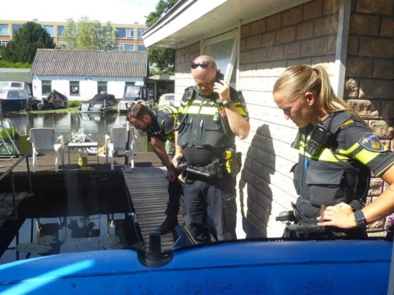 Ledemaat ontdekt in kanaal Vlaardingen door lokale inwoner