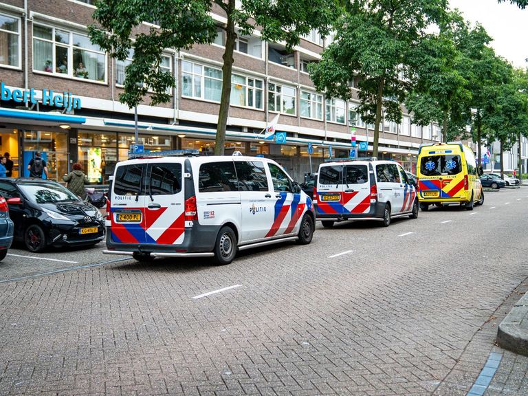 Medewerker van supermarkt in Rotterdam raakte gewond bij steekincident
