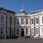 Minister kan in uitzonderlijke gevallen nog steeds verblijfsvergunningen verlenen, oordeelt Raad van State