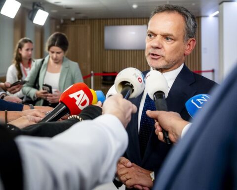Minister Veldkamp (NSC) treedt af vanwege discussie over nieuwe Israël-maatregelen