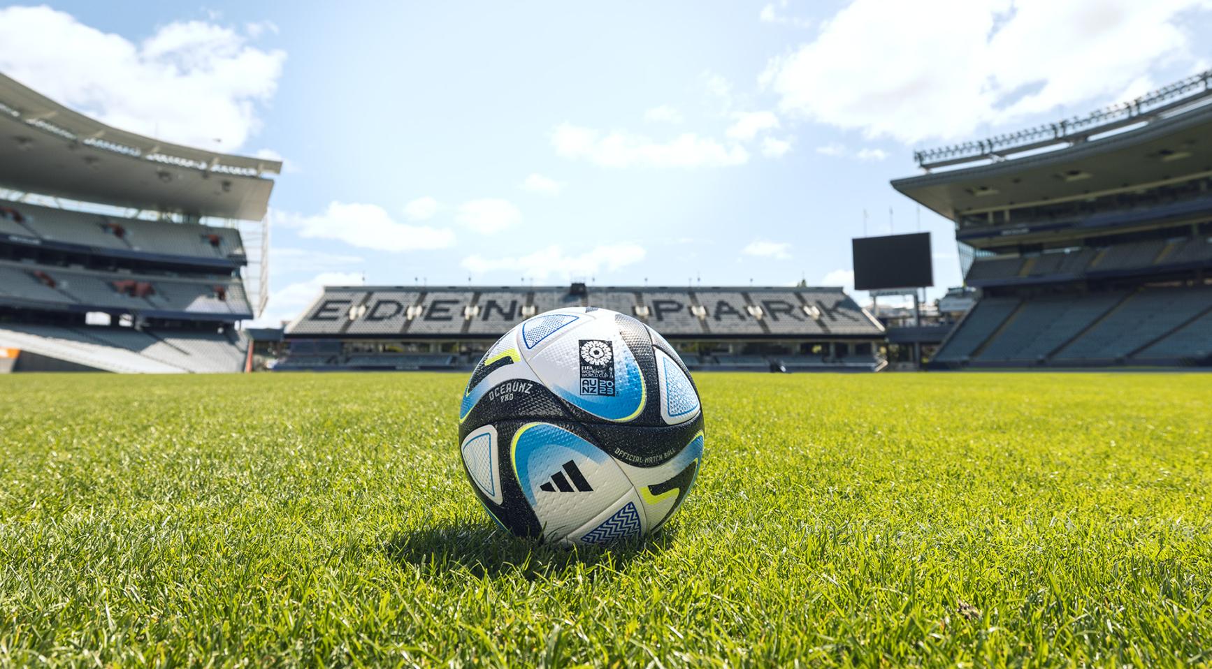 Nederlandse stichting klaagt FIFA en KNVB aan voor schade aan voetballers door transferregels