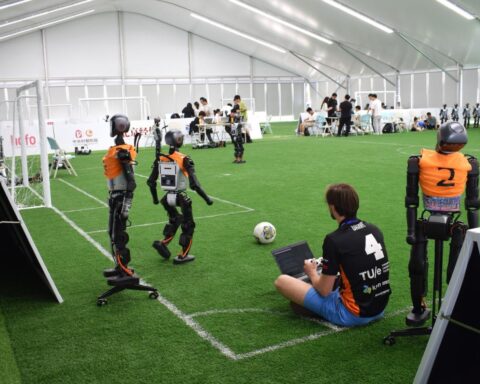 Nederlandse teams nemen deel aan de eerste humanoïde robotspelen in China