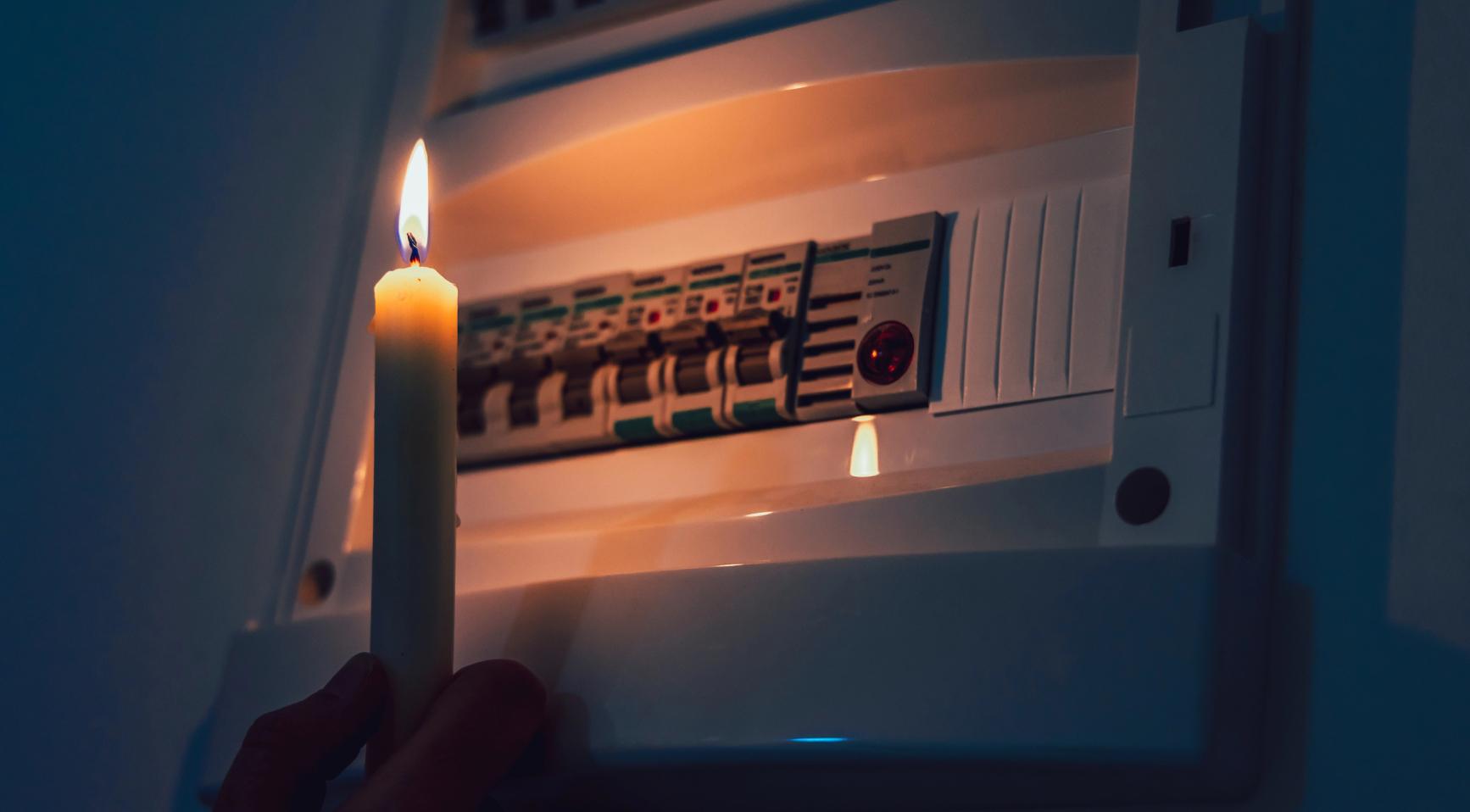 Nederlandse veiligheidsregio's niet voorbereid op grote black-outs, waarschuwt toezichthouder