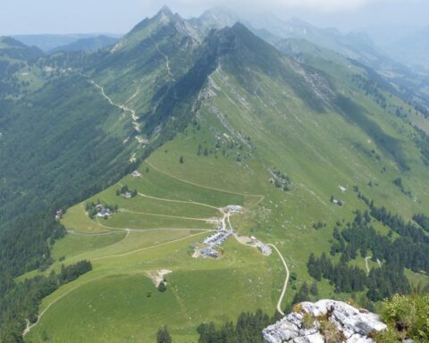 Nederlandse wandelaar sterft na val in een gletsjerkloof nabij Engelberg, Zwitserland