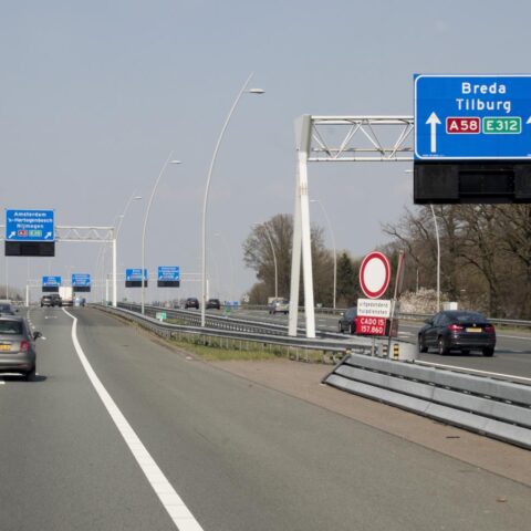 Noord-Brabant waarschuwt voor toenemende verkeersproblemen door grote bezuinigingen op snelwegen