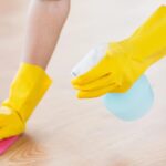 Onderzoek onthult wijdverspreid misbruik van ongedocumenteerde schoonmakers in Nederland