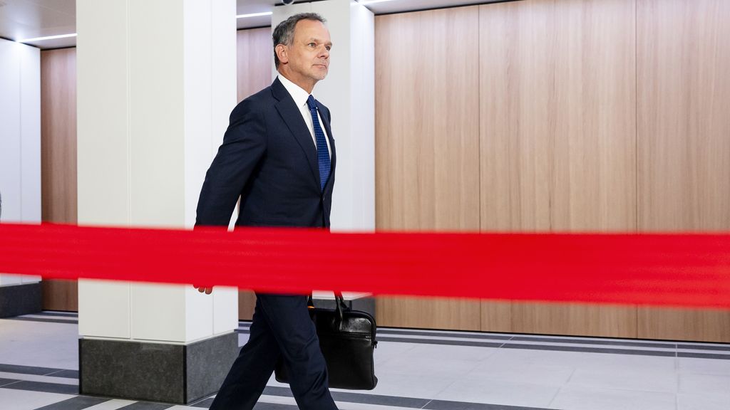 Oud-diplomaat Veldkamp volgde eigen koers te veel in diplomatiek werk