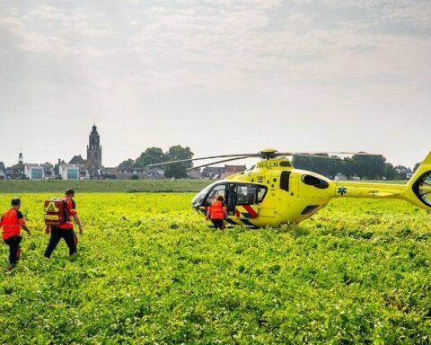 Persoon overleden in recreatieplas in Huissen, politie onderzoekt omstandigheden