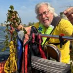 Problemen door snelgroeiende waterplanten in Nederlandse meren: 'Het stinkt naar rotte eieren'