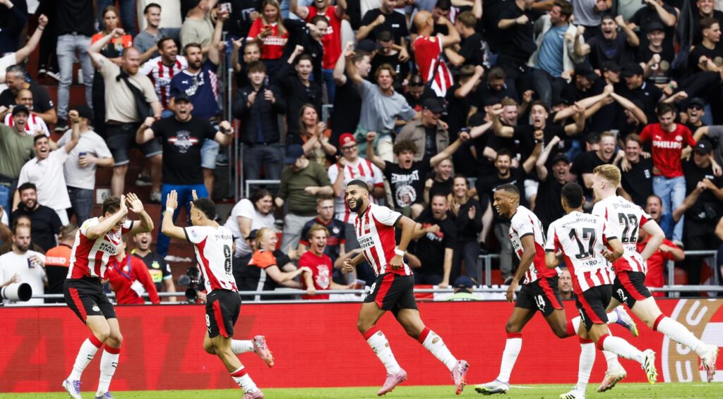 PSV herstelt zich na achterstand en verslaat Go Ahead Eagles in Johan Cruijff Schaal