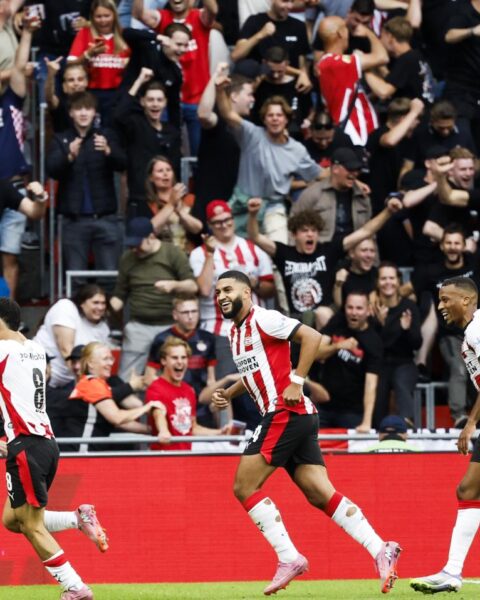 PSV herstelt zich na achterstand en verslaat Go Ahead Eagles in Johan Cruijff Schaal