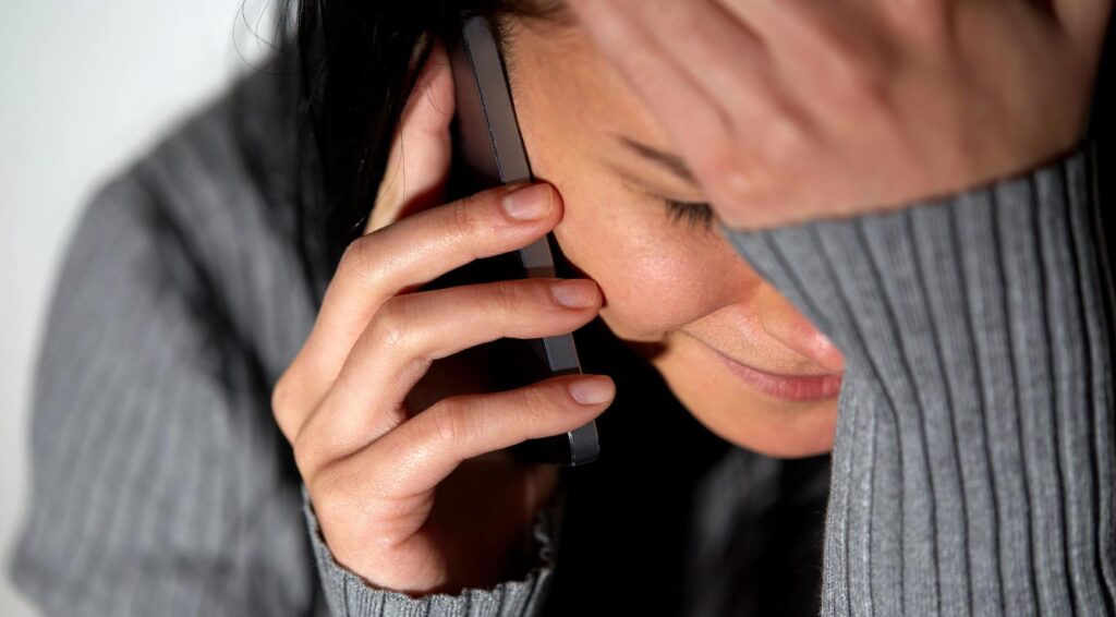 Record aantal oproepen naar Nederlandse misbruik hotline door groeiende angsten voor feminicide