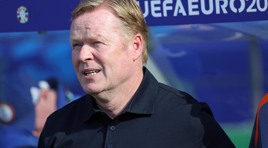 Ronald Koeman ontvangt Eredivisie prijs voor invloed op Nederlands voetbal