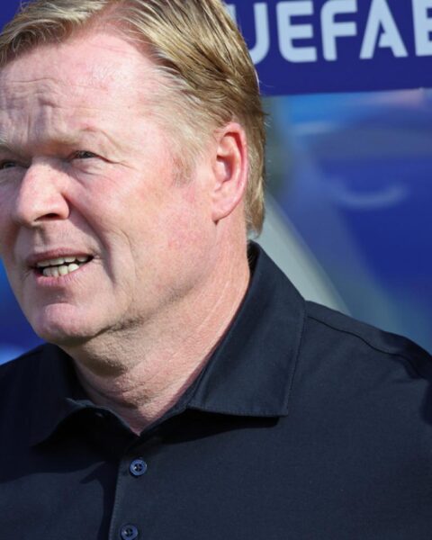 Ronald Koeman ontvangt Eredivisie prijs voor invloed op Nederlands voetbal