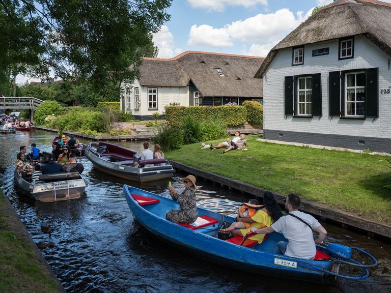 Toeristen vermijden delen van Giethoorn, ondernemers wijzen naar Google Maps