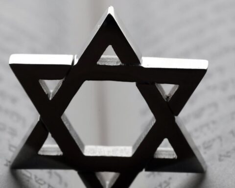 Vakbond veroordeelt moord op journalisten in Gaza; Nederlandse joden uiten oorlogsmoeheid