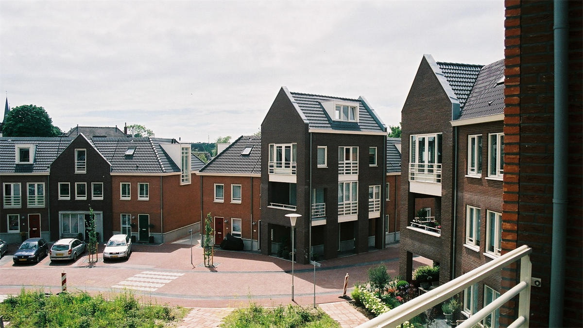 Verkoop nieuwbouwwoningen blijft traag ondanks stijgende trend in bestaande woningen