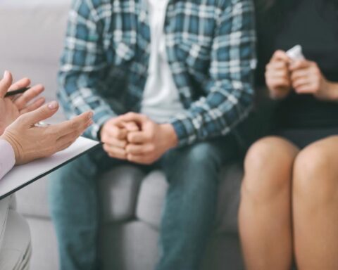 Vraag naar relatietherapie stijgt snel in Nederland, aantal therapeuten bijna verdrievoudigd sinds 2015