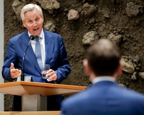 VVD-Kamerlid Van der Burg spreekt met NSC en PvdD na beledigingen