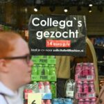 Werknemers blijven langer bij dezelfde werkgever en durven minder vaak van baan te wisselen