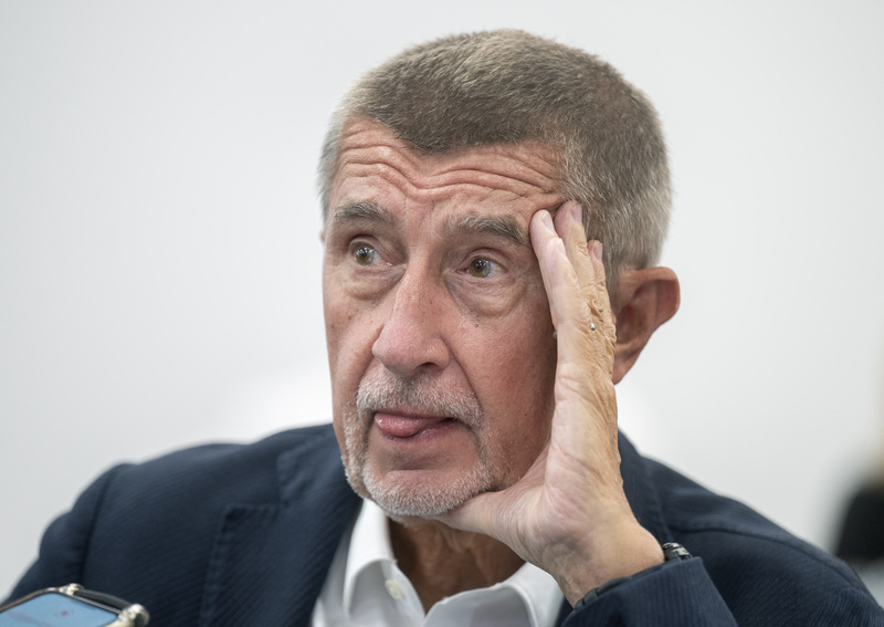 Babiš wil Tsjechische munitie-initiatieven voor Oekraïne stopzetten