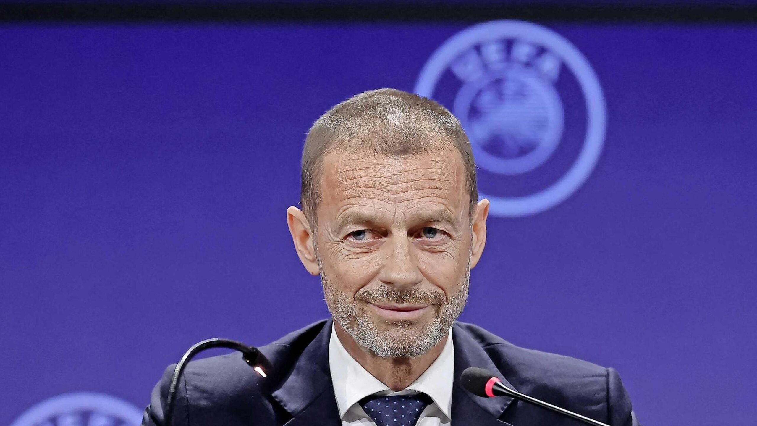 Ceferin uit kritiek op uitsluiting Russische teams