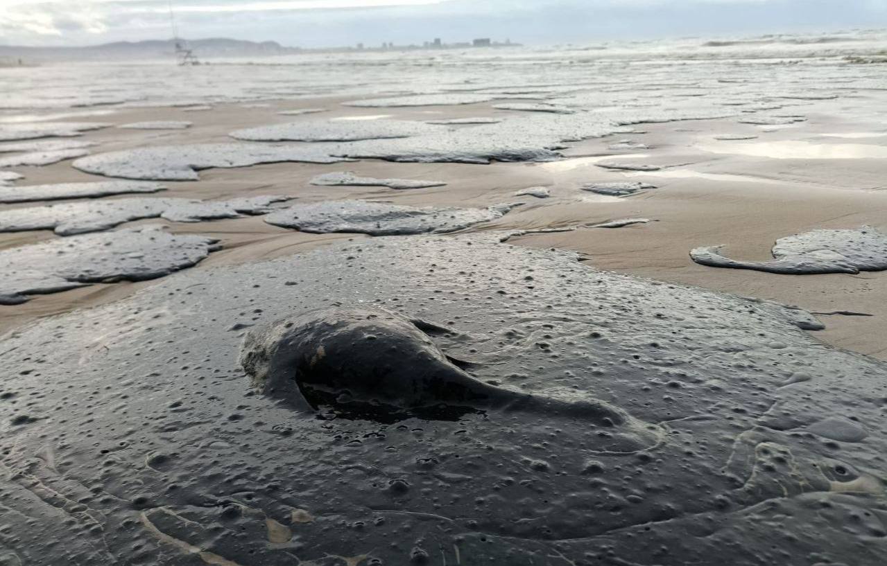 Grote olievlek bedreigt Krim en Zwarte Zee
