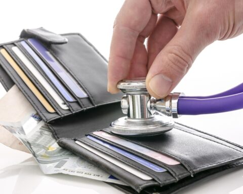 Afschaffing van het zorg eigen risico zou premies met €726 verhogen in twee jaar