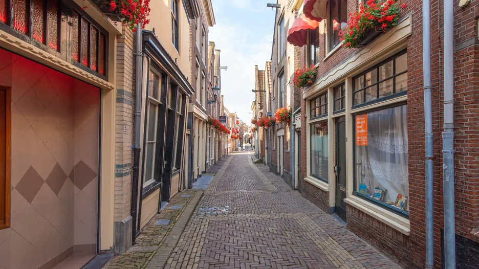 Alkmaarse Achterdam-panden in verkoop voor transformatie naar woonruimte
