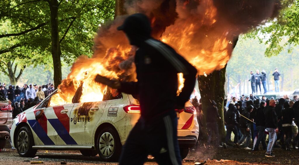 Asielzoekerscentra annuleren open dag na recente gewelddadige protesten