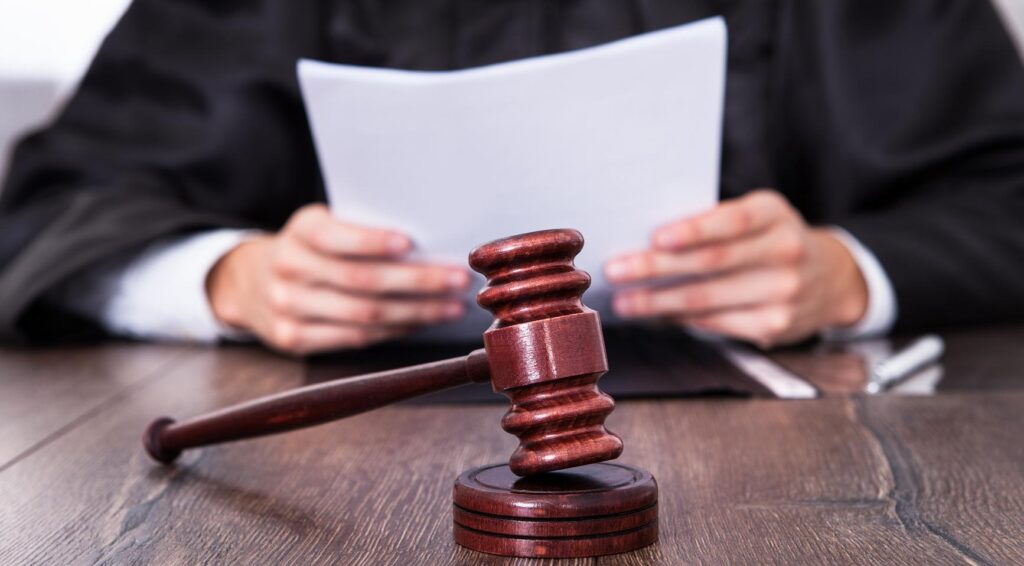 Belgische tak van Leen Bakker lijdt enorme verliezen, rechter beveelt verkoop van 44 winkels