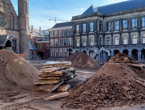 Binnenhof staat in top-10 van waardevolste EU-parlementsgebouwen