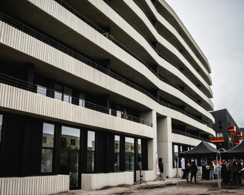 Europapark Groningen voegt 108 energiezuinige woningen toe voor diverse bewonersgroepen