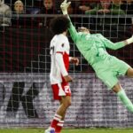FC Utrecht verliest van Lyon terwijl Nederlandse clubs ongewenst Europees record evenaren