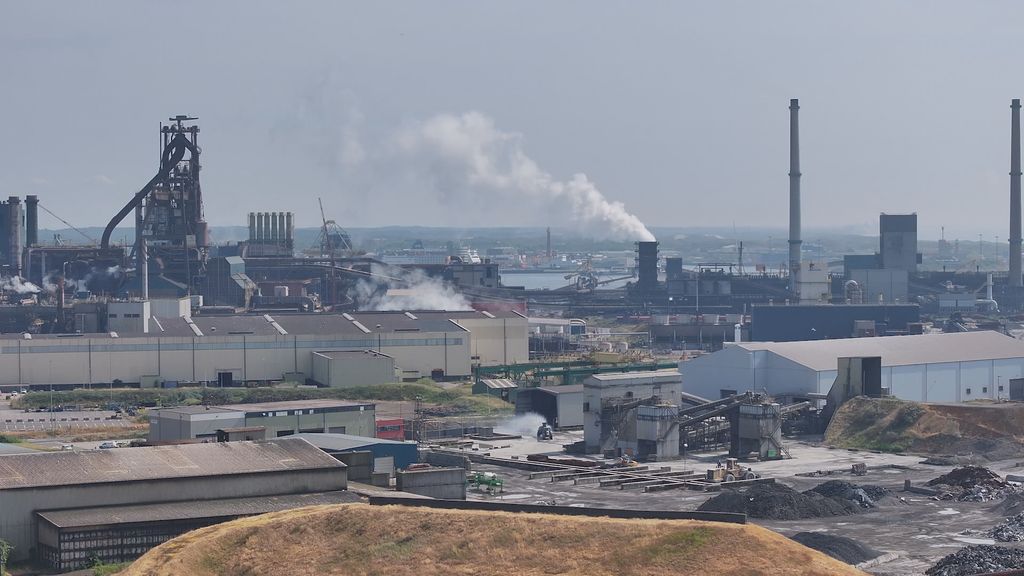 Kabinet: Tata Steel moet werknemers direct beter beschermen tegen staalslakken