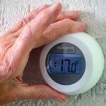 Massaclaim tegen zes energieleveranciers wegens verhoging van variabele tarieven