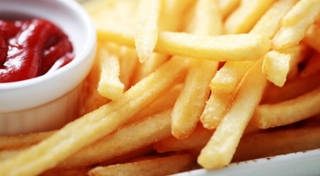 Nederlandse chef wint wereldtitel voor authentieke friet in Frankrijk