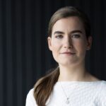 Nieuwe FvD-lijsttrekker De Vos legt eed af als Kamerlid