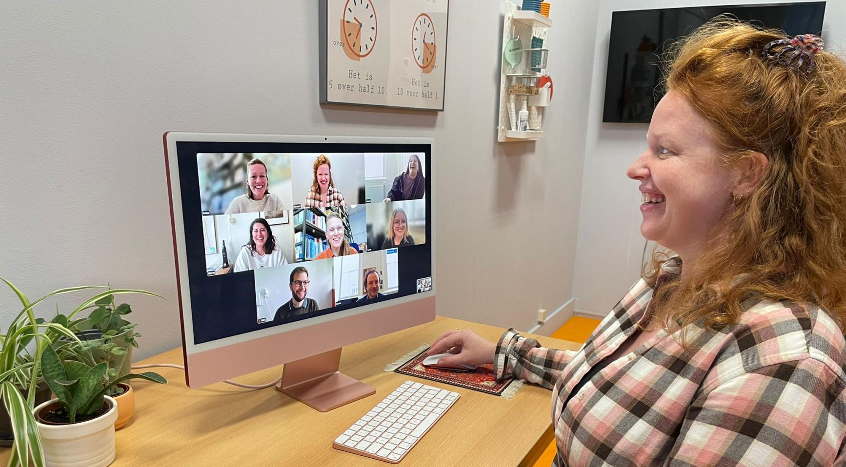 Online lessen Nederlands met NedLes helpen studenten vriendschappen en taalvaardigheid te ontwikkelen