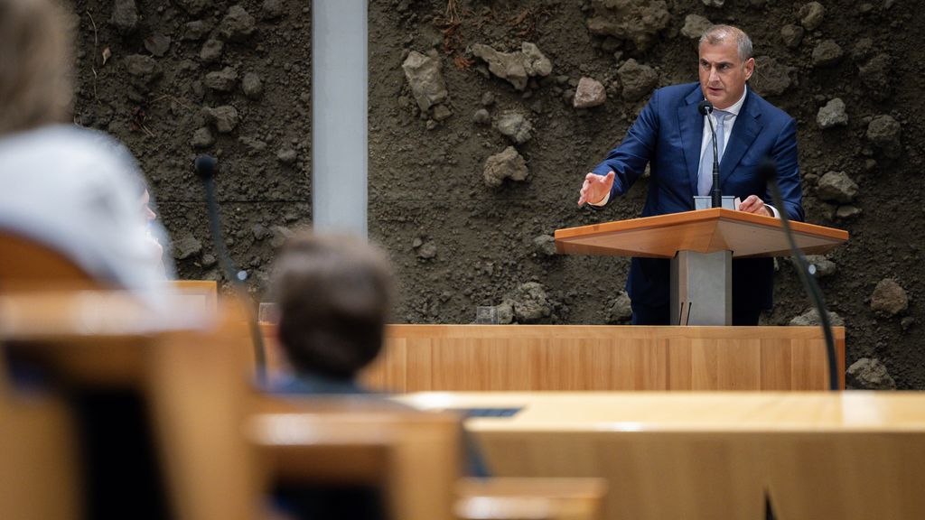 PVV diende rechtszaak in tegen oud-Kamervoorzitter Bergkamp om Arib-kwestie