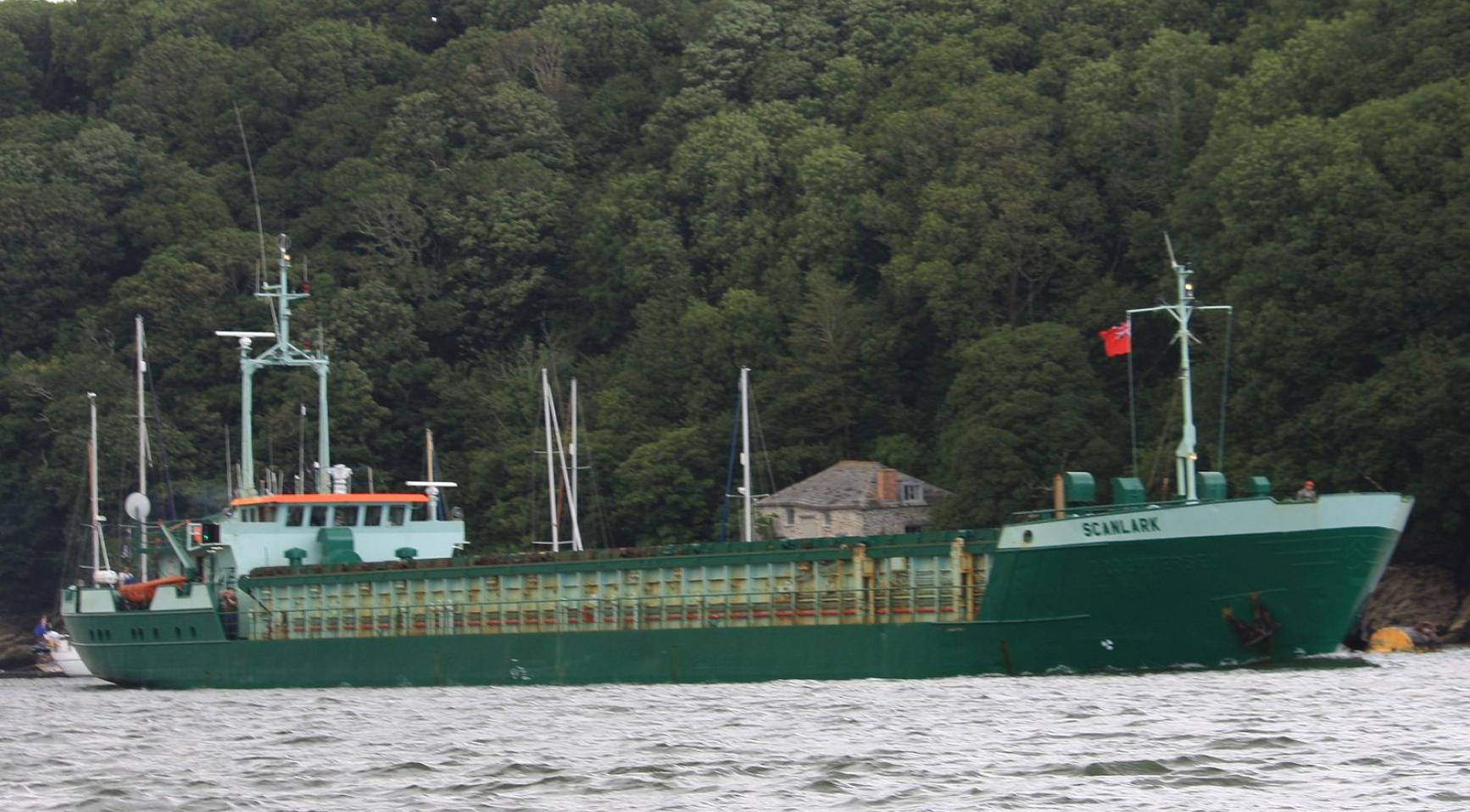 Russisch spionageschip Scanlark in Rotterdam voor inval Duitse politie