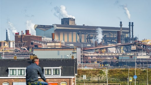 Staat investeert 2 miljard euro in verduurzaming Tata Steel