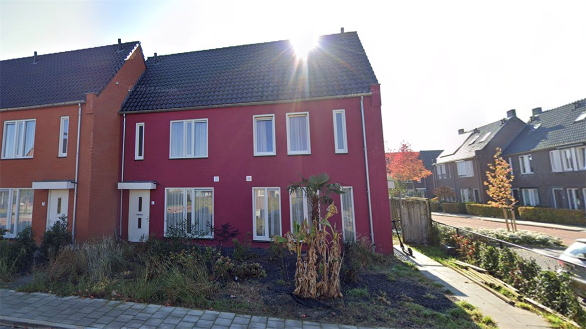 Veiling van 14 woningen in Poederoijen, Vlijmen en Babyloniënbroek door Van den Thillart Holding