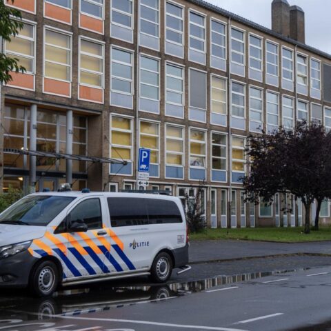 Verdachte aangehouden na geweld tussen jongeren in Beverwijk; scholen gaan weer open